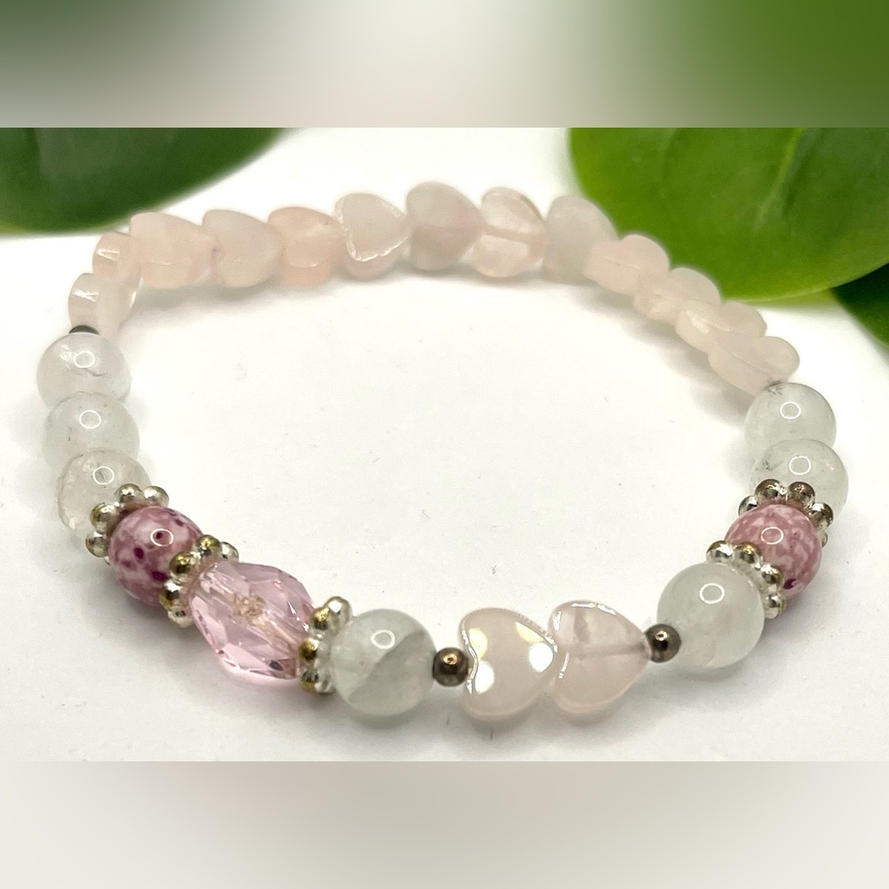 Pink dot jasper, Rose Quartz heart and round 8mm beads stretch bracelet